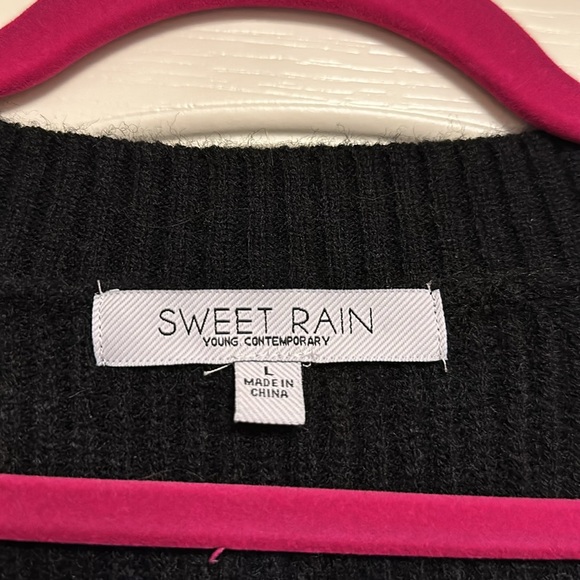 NWT Sweet Rain Cropped Crystal Bow Cardigan Sweater Black Size L - Picture 3 of 6